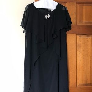 Cape sleeve  black dress